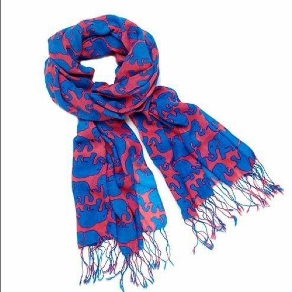 Lilly Pulitzer Accessories - Lilly Pulitzer Cashmere/Silk Elephant Murfee Scarf